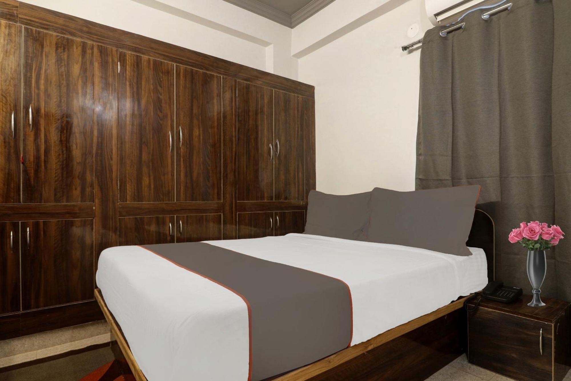 Super Townhouse Rcc Blizz Kondapur (Telangana) Exterior foto