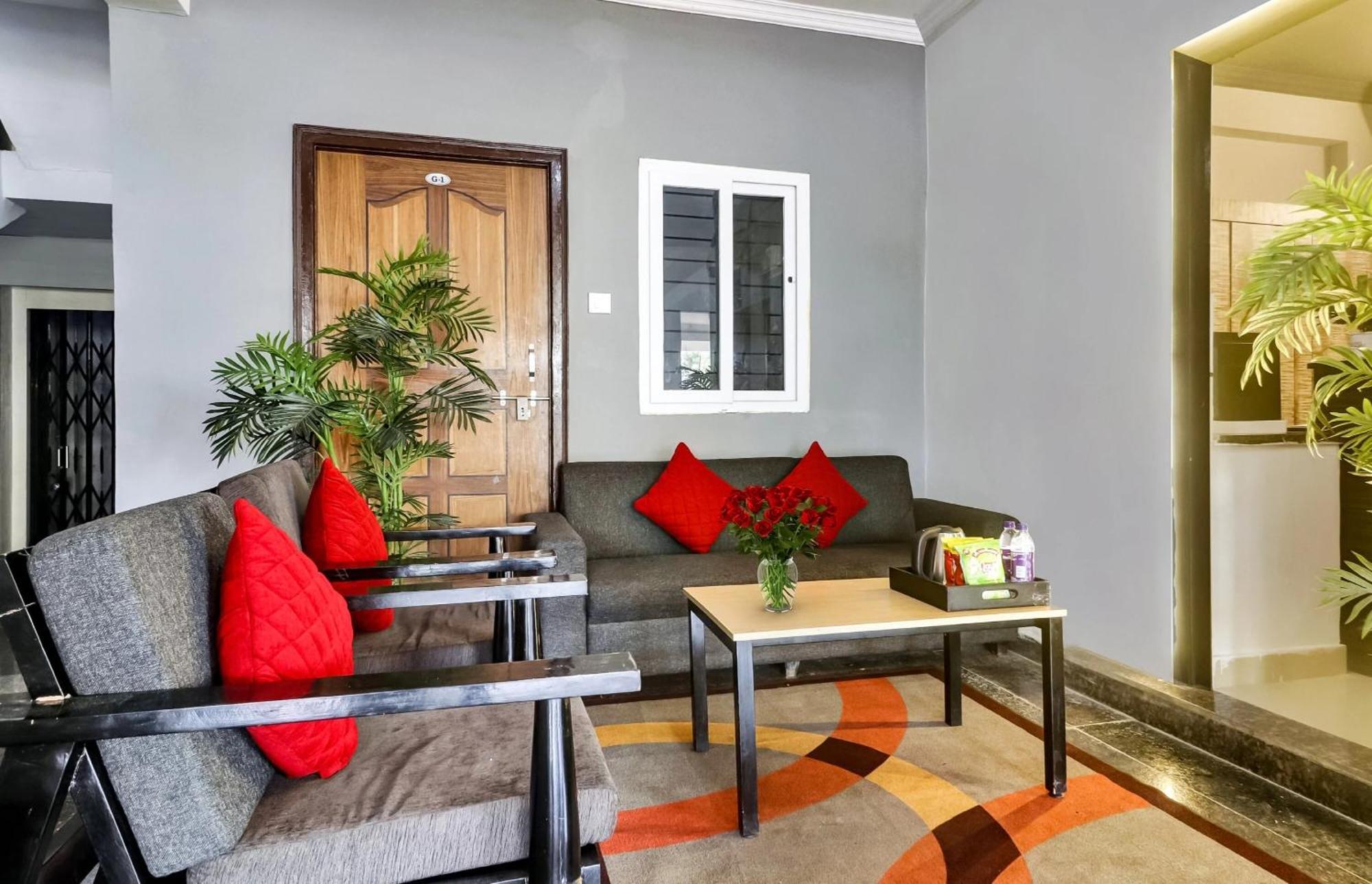 Super Townhouse Rcc Blizz Kondapur (Telangana) Exterior foto