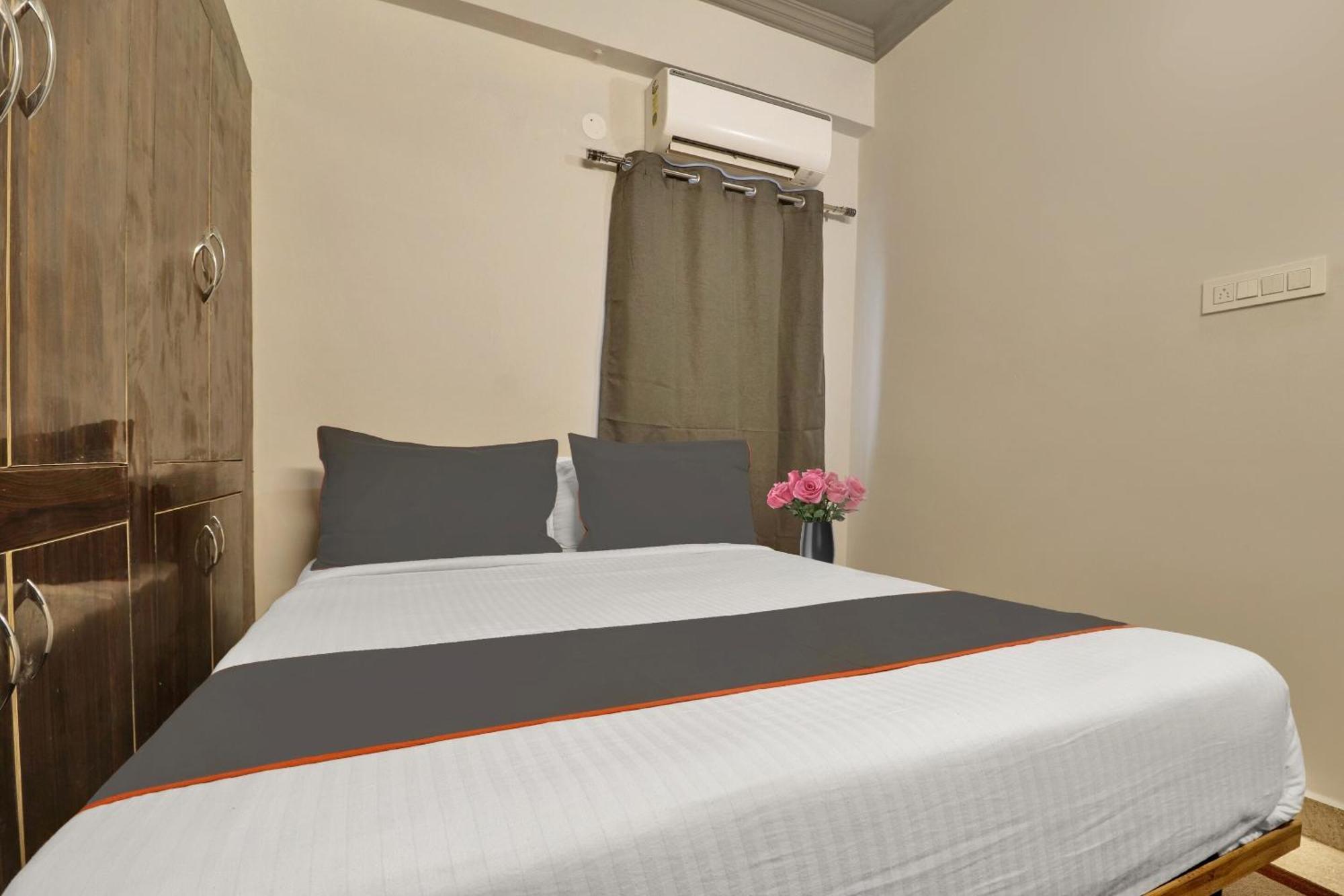 Super Townhouse Rcc Blizz Kondapur (Telangana) Exterior foto